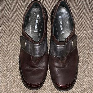 EUC Romika Shoe with Velcro adjustable Strap Sz 39